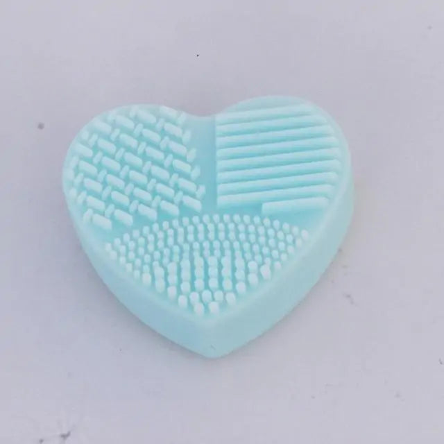 Charming Heart Foundation Brush