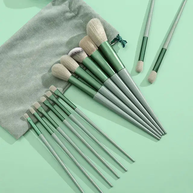 Luxurious Fluffy Makeup Brush Kit