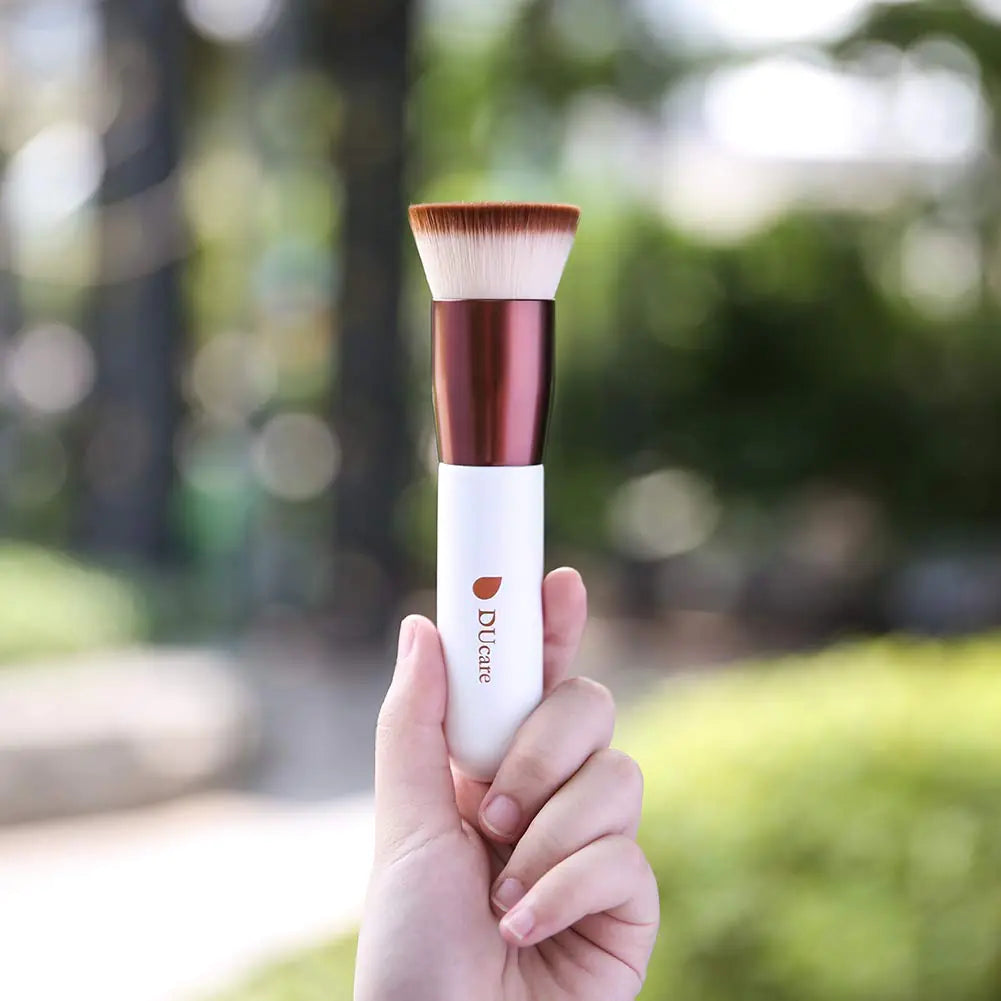 Kabuki Pro Flat Top Foundation Brush