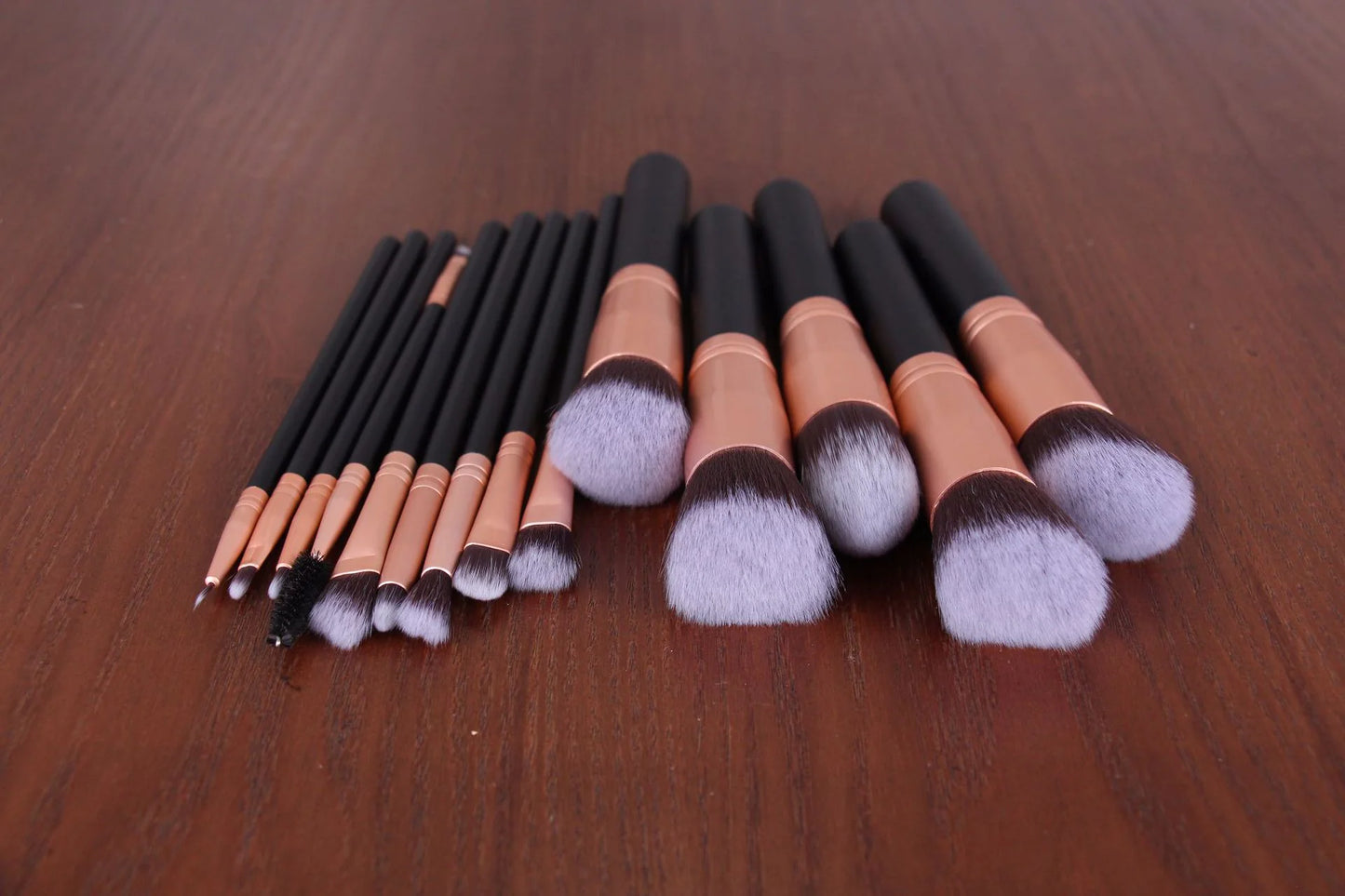 14-Piece Professional Makeup Brush Set