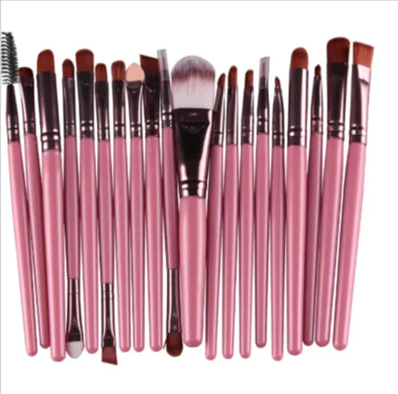 Essential Makeup Brush Trio – Powder, Blush & Shadow