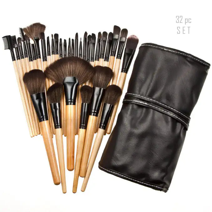 Artisan 32-Piece Luxury Wooden Brush Kit