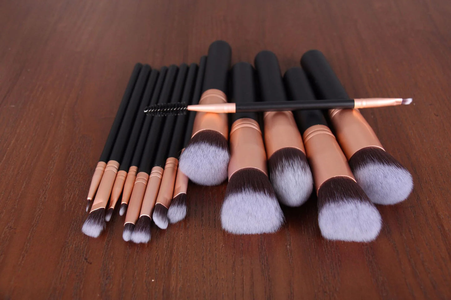 14-Piece Professional Makeup Brush Set