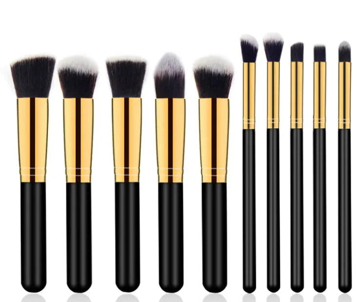 Chic Wooden Cosmetic Brush Kit