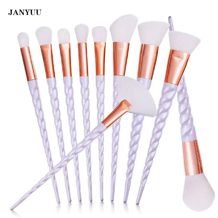 8-Piece Essential Makeup Brushes