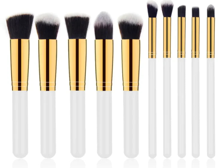 Chic Wooden Cosmetic Brush Kit