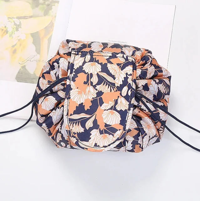 Jetsetter Cosmetic Drawstring Bag