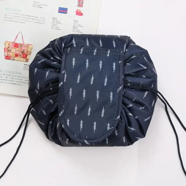 Jetsetter Cosmetic Drawstring Bag